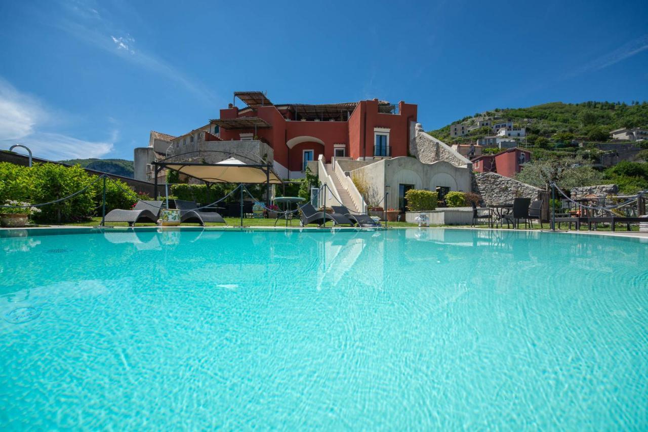 Palazzo Pascal Hotel Скала Екстериор снимка