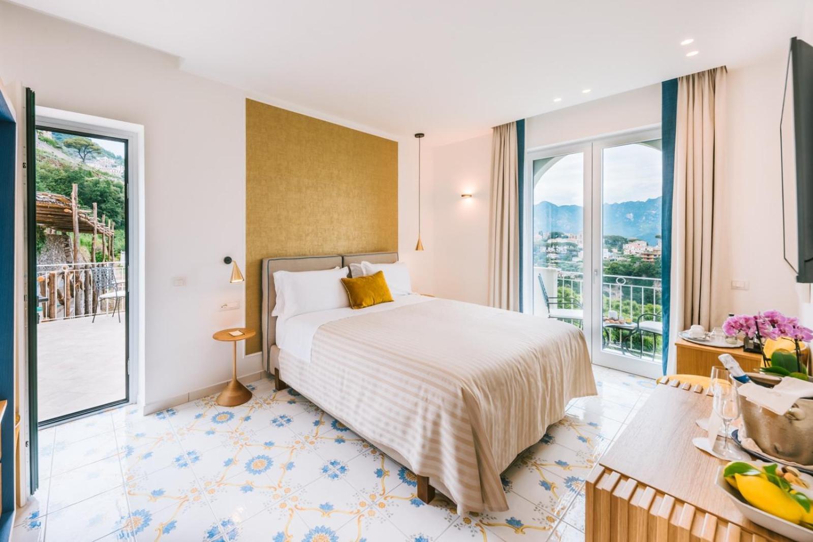 Palazzo Pascal Hotel Скала Екстериор снимка